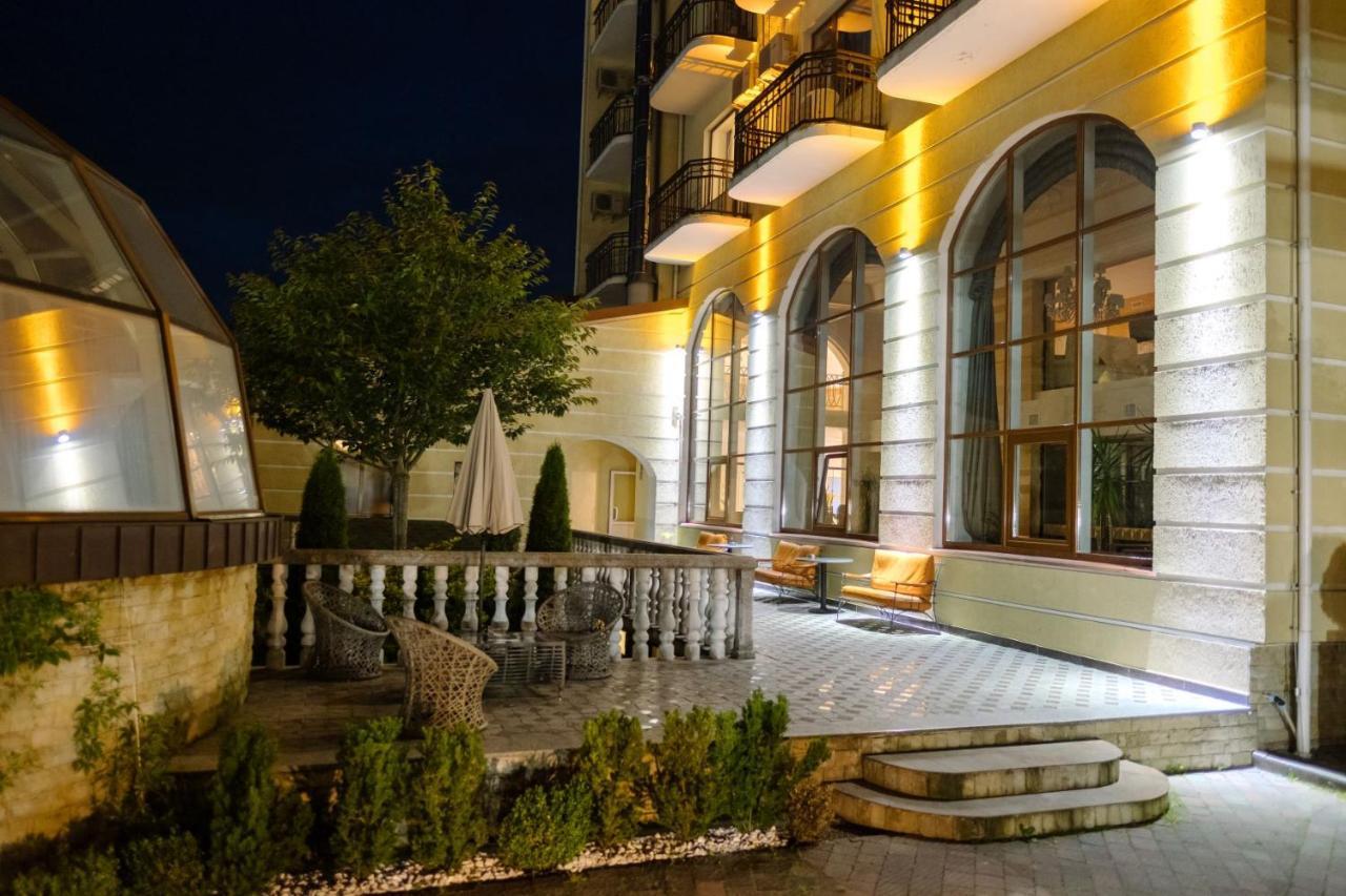 Hotel Tustan Skhidnytsia Dış mekan fotoğraf