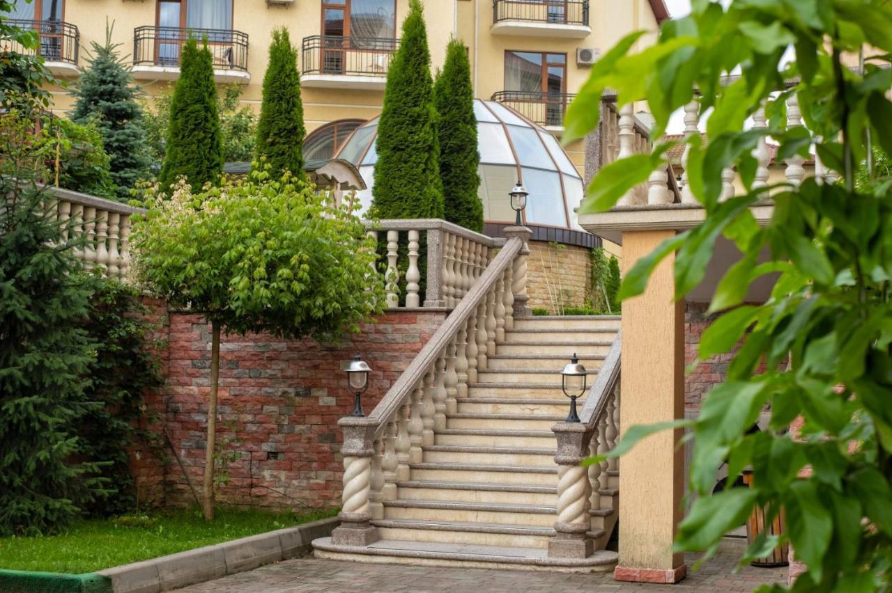 Hotel Tustan Skhidnytsia Dış mekan fotoğraf
