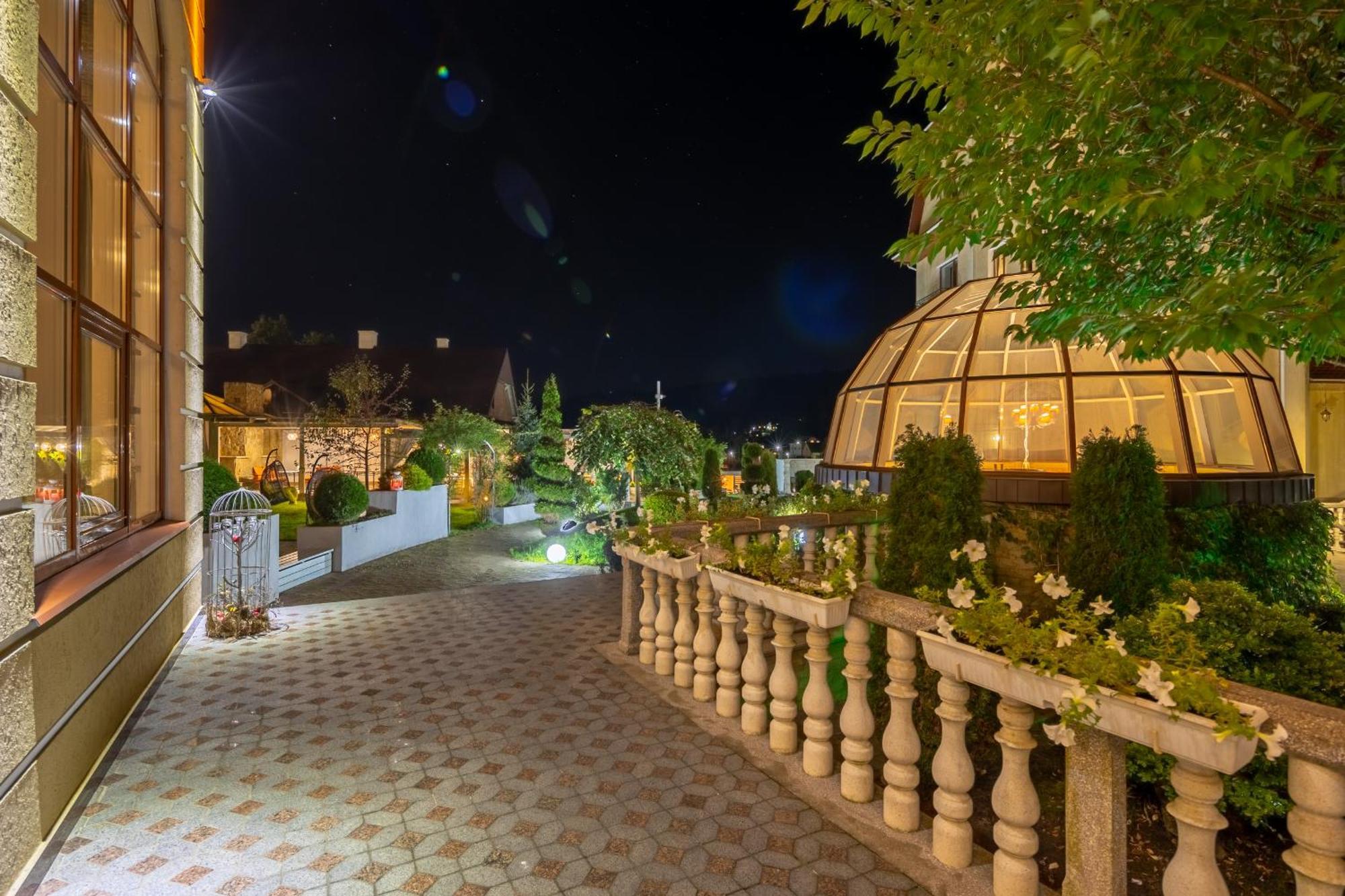 Hotel Tustan Skhidnytsia Dış mekan fotoğraf