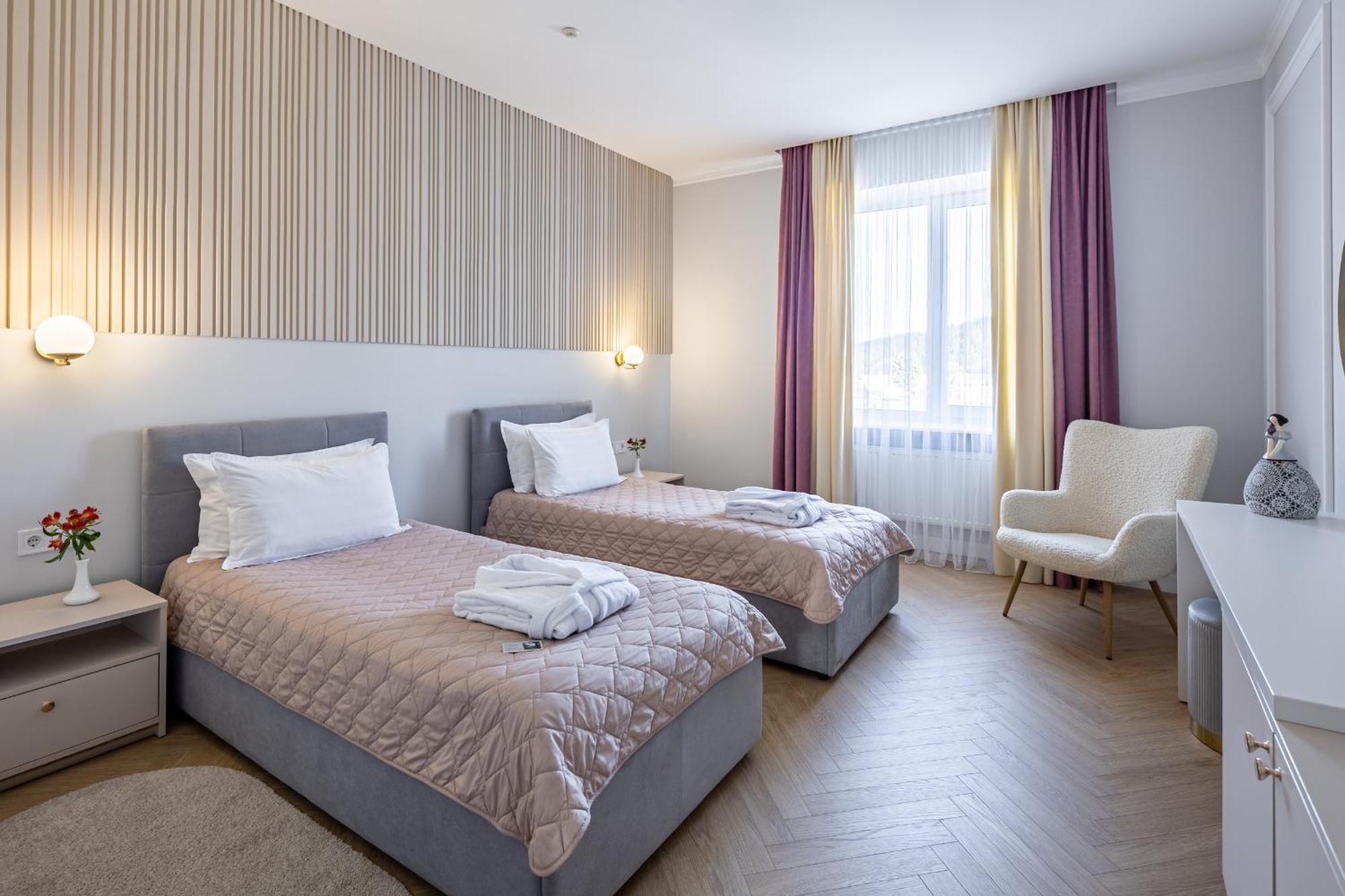 Hotel Tustan Skhidnytsia Dış mekan fotoğraf