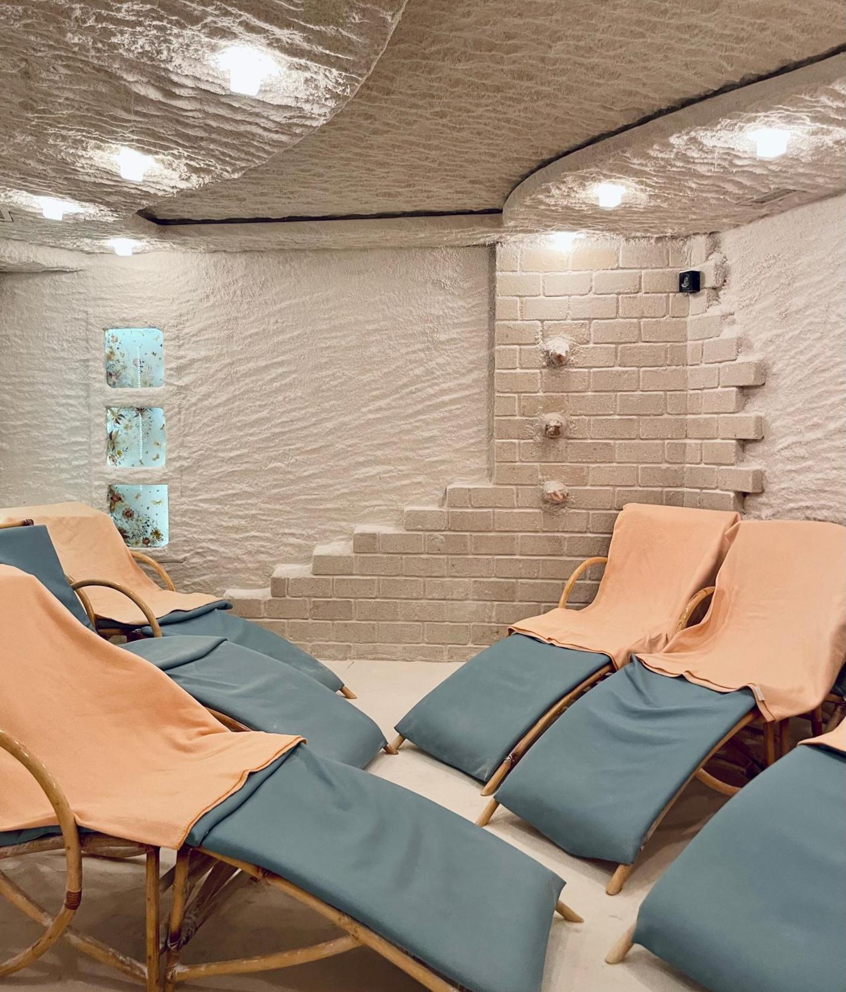 Hotel Tustan Skhidnytsia Dış mekan fotoğraf